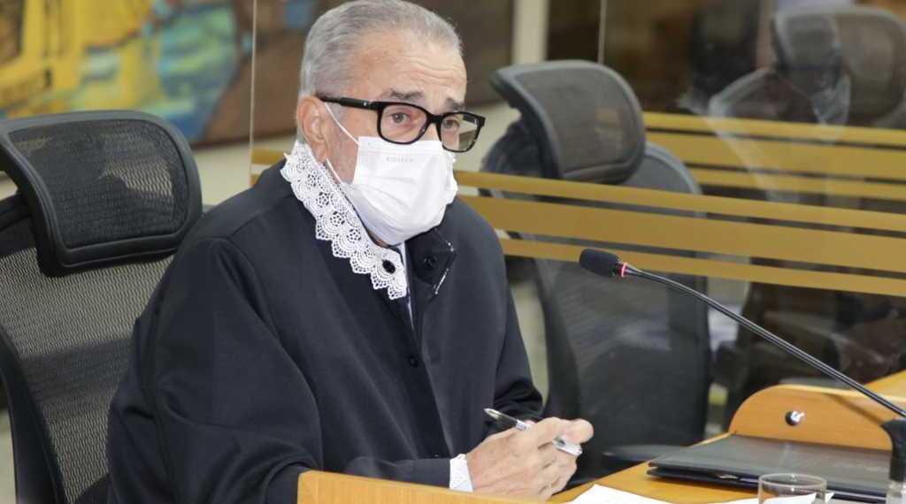 Flavio Conceicao e empossado como presidente do TCE SE
