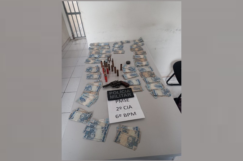 Homem e preso por furto e porte ilegal de arma em Boquim