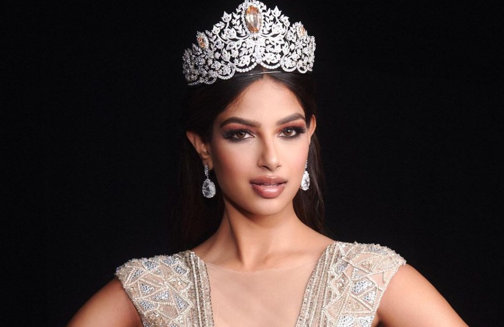 Indiana Harnazz Sandhu e eleita Miss Universo 2021 e1639480885997