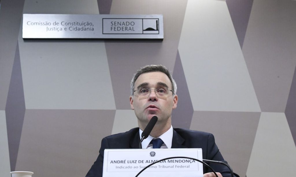 Indicado ao STF Mendonca e sabatinado no Senado