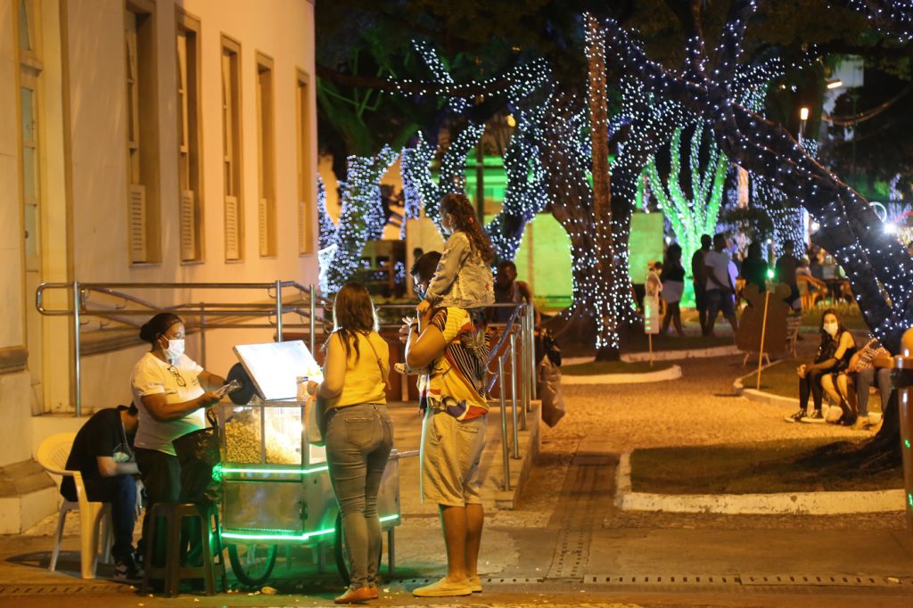 Natal Iluminado noite de Natal no Centro de Aracaju tera canto coral e teatro de fantoches