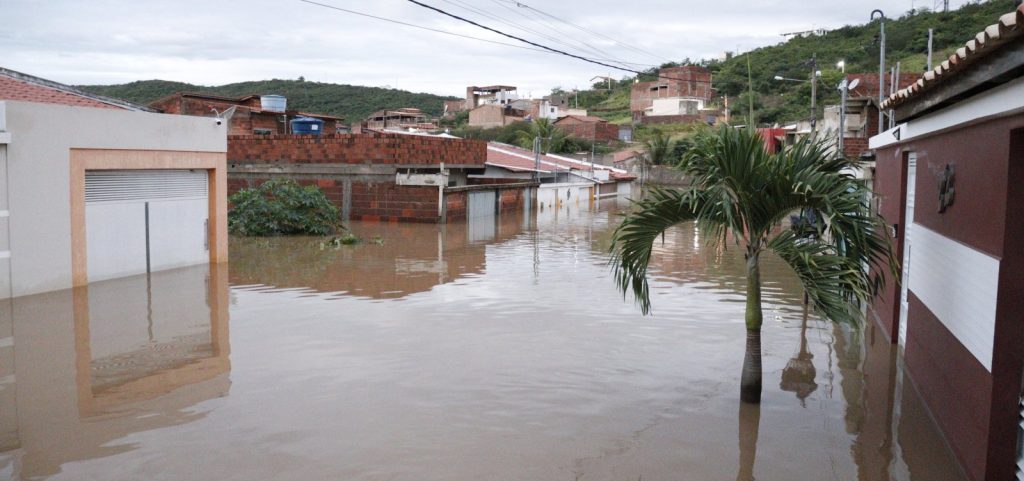 Poco Verde mobiliza ajuda para cidade de Jequie municipio e um dos 72 atingindos por fortes chuvas na BA