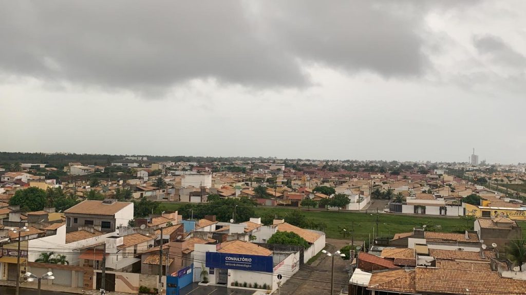 Sergipe tem previsao de chuva para esse domingo 26 e alerta para ventos fortes no litoral
