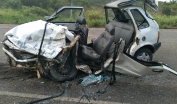 Uma pessoa morre apos acidente entre carro e caminhonete em Santo Amaro das Brotas
