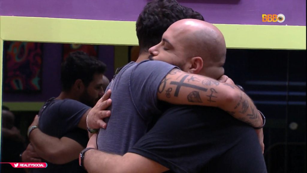 BBB 22: Após indicação, Tiago Abravanel pede desculpas a Rodrigo 1 Apos indicacao Tiago Abravanel pede desculpas a Rodrigo