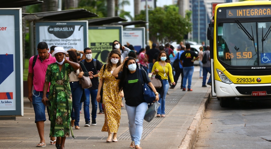 Brasil registra 49 mortes pela covid 19 em 24 horas