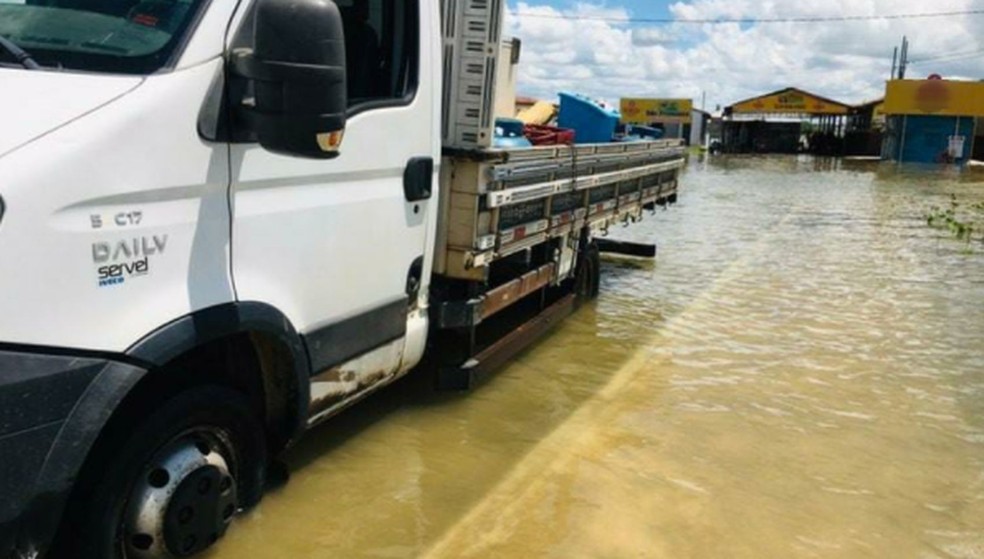Cheia do Rio Sao Francisco causa transtornos em Telha
