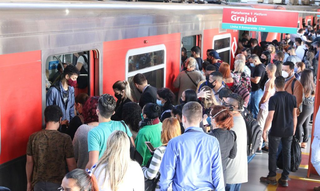 Covid 19 Brasil tem 10.282 casos e 72 mortes em 24 horas