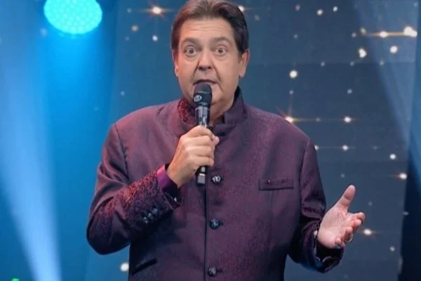 Faustao aparece na Band e anuncia programacao de programa saiba como sera