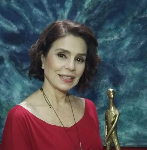Francoise Forton sera cremada em cerimonia para vacinados nesta segunda 17