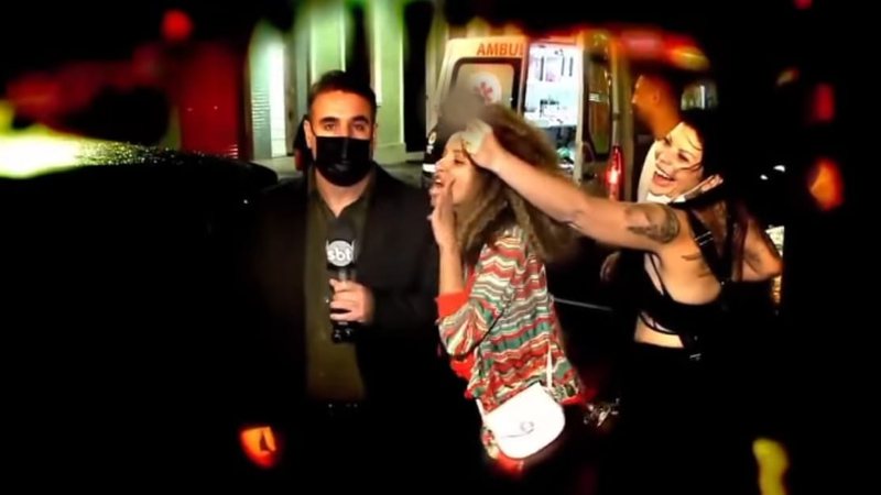 Mulheres embriagadas humilham reporter do SBT em Curitiba Nao vale nada pobre