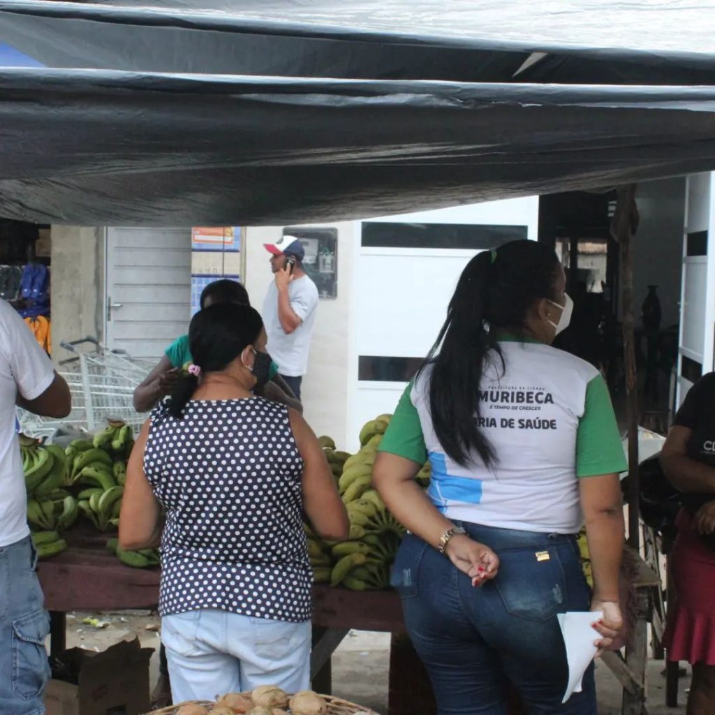 Muribeca fiscaliza feira livre e fortalece medidas de prevencoes da covid 19