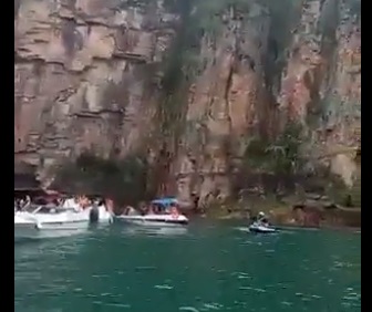 Novo video mostra passageiros das lanchas em MG alertando que pedra estava caindo duas mortes foram confirmadas