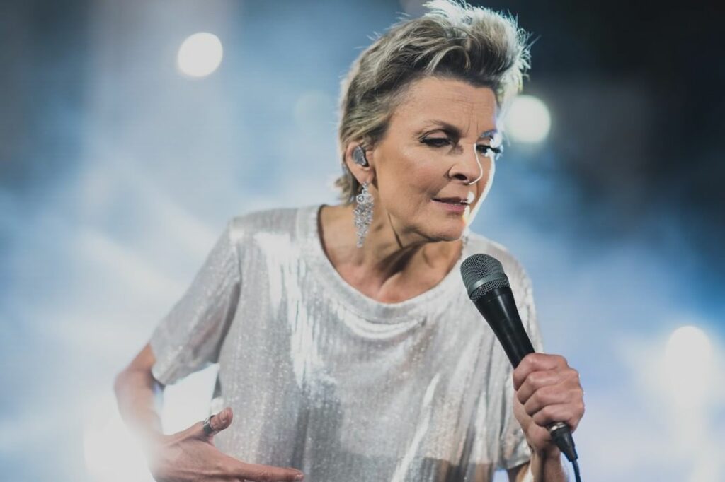 Pastora e cantora gospel Ludmila Ferber morre aos 56 anos