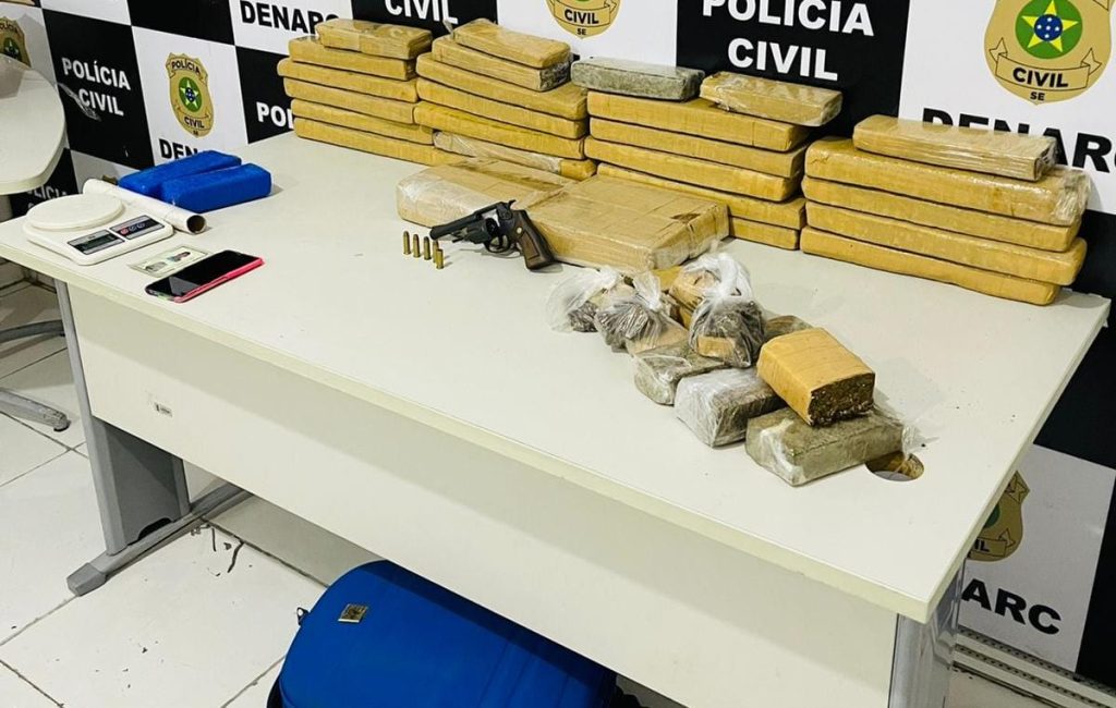 Socorro Denarc aprrende 40kg de drogas e homem morre ao reagir a prisao