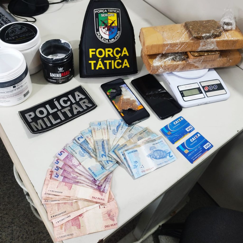 Suspeito de trafico de drogas e preso na Zona Sul de Aracaju