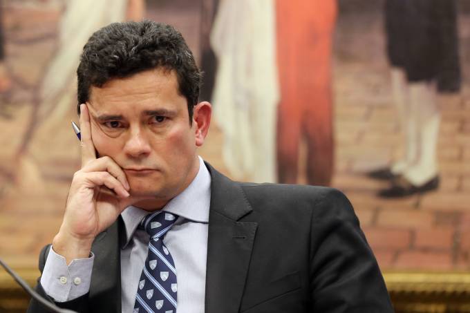 Vamos ganhar o que com isso questiona lideranca do DEM sobre possivel alianca com Moro