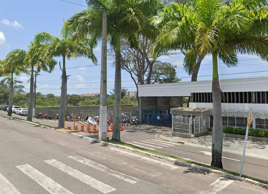 Empresas do transporte coletivo da Grande Aracaju paralisam atividades e 39 linhas sao afetadas