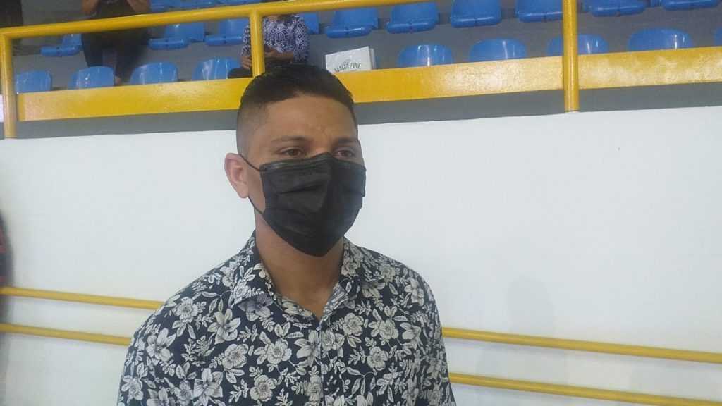 Fas se despedem da cantora Paulinha Abelha e relembram bordao como nao amar