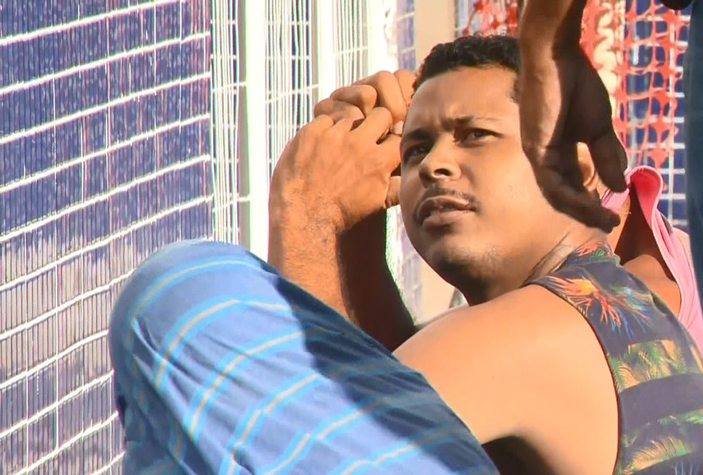 Homem pede para ser preso apos ameacar ex de morte abri um BO contra mim veja video