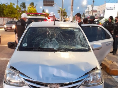 Motorista embriagado e preso apos atropelar duas pessoas em Aracaju
