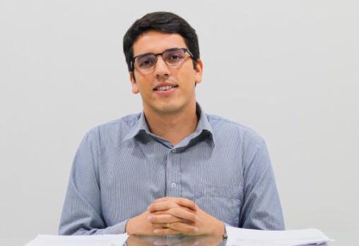 Muribeca encaminha PL que equipara salario base dos servidores ao salario minimo