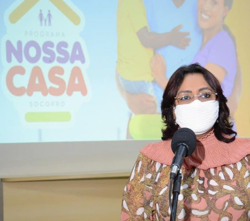 Nao sou candidata ate que o grupo decida pelo meu nome afirma secretaria Carminha Paiva