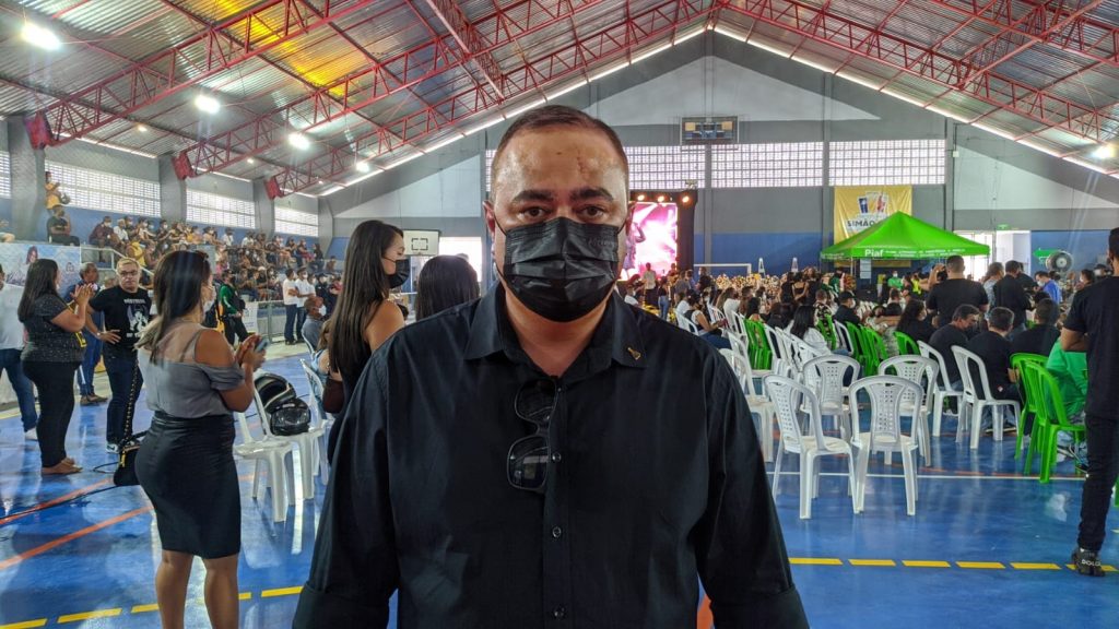 Prefeito de Simao Dias pretende realizar obra em homenagem a Paulinha Abelha