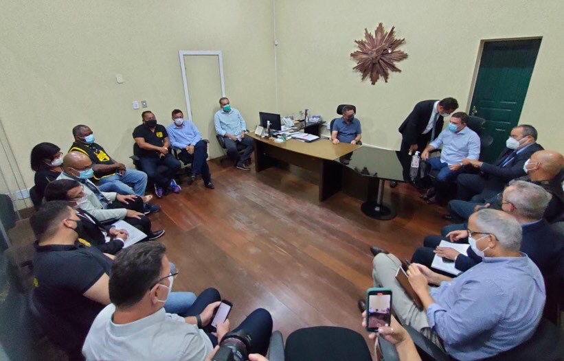 Representantes do governo e da Policia Unida marcam nova reuniao para proxima quinta 24