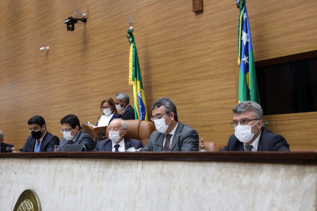 Alese aprova PL que autoriza emprestimo de mais de R170 mi ao governo