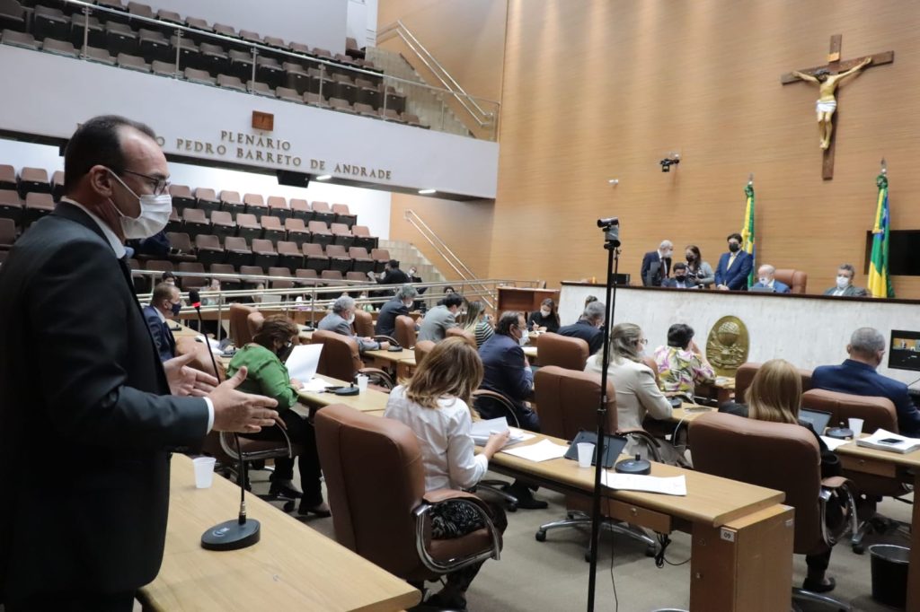Alese discute legalidade de emendas aos projetos exclusivos do Executivo