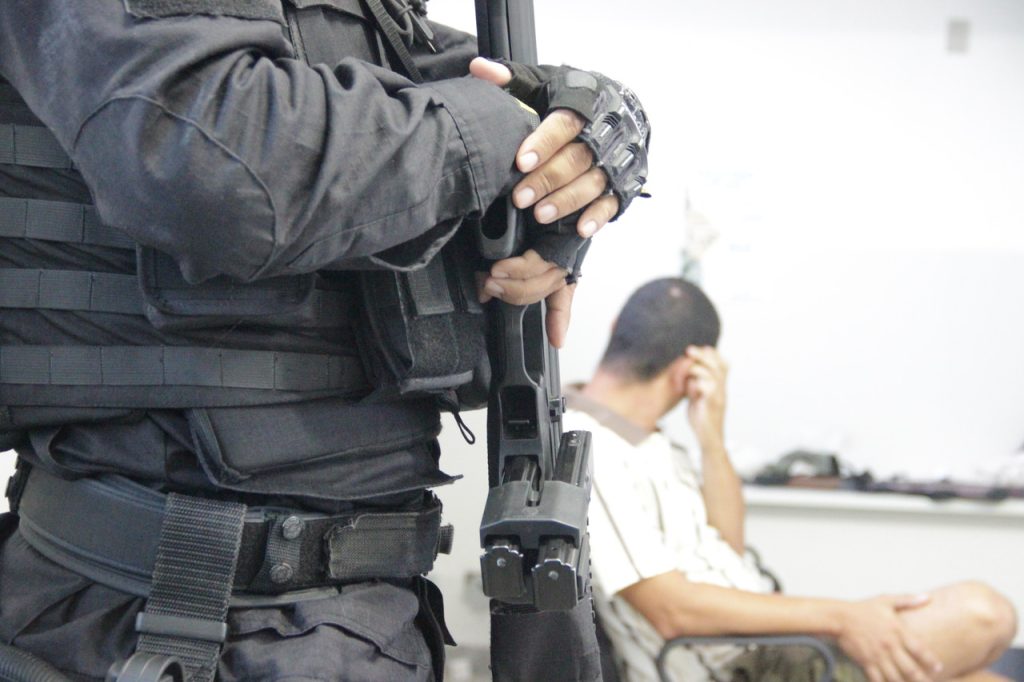 Homem com mais de 30 processos criminais e preso em Capela Easy Resize.com