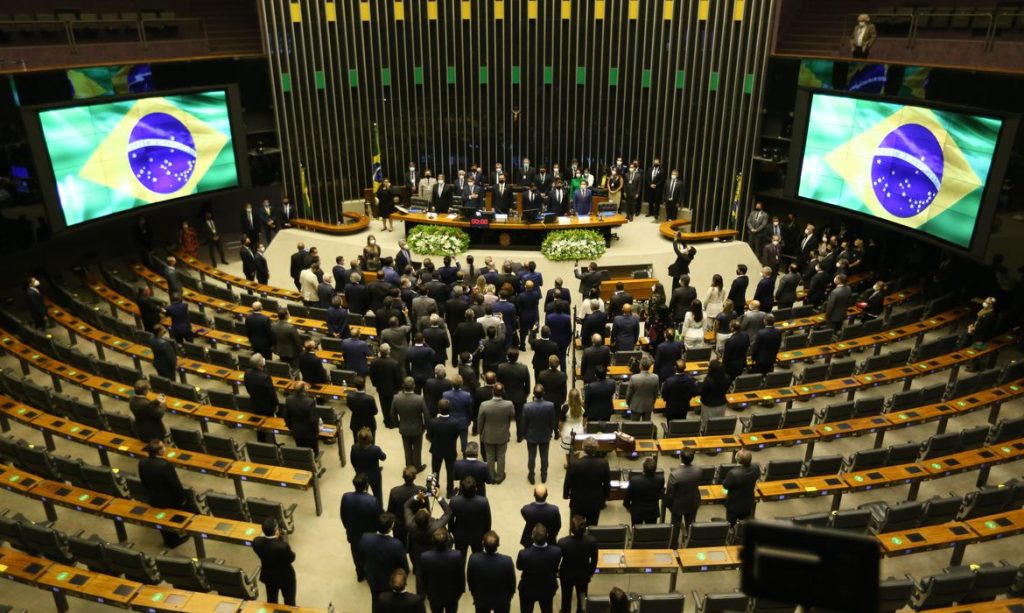 Janela partidaria comeca nesta quinta 3 e segue ate 1o de abril