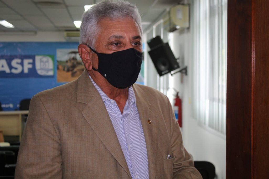 Policia Federal cumpre mandado de busca e apreensao na casa do deputado Bosco Costa