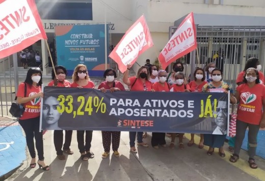 Sintese cobra revisao do piso salarial e faz vigilia na Seduc nesta quinta 10