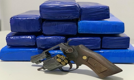 Suspeito de homicidio morre em confronto policial durante acao conjunta em Aracaju