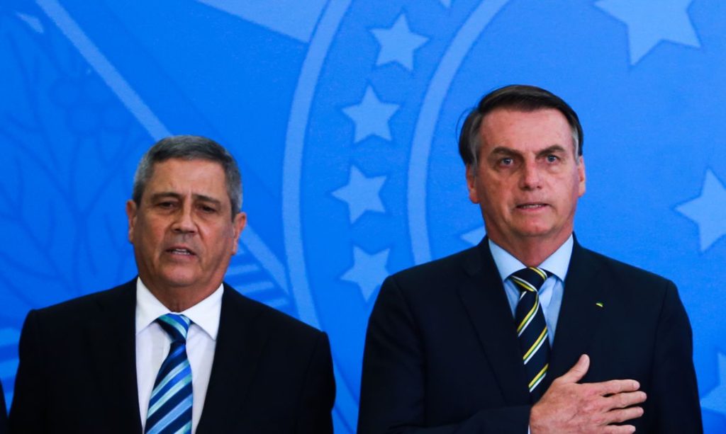 Bolsonaro afirma que ha 90 de chance de Braga Netto ser vice na chapa