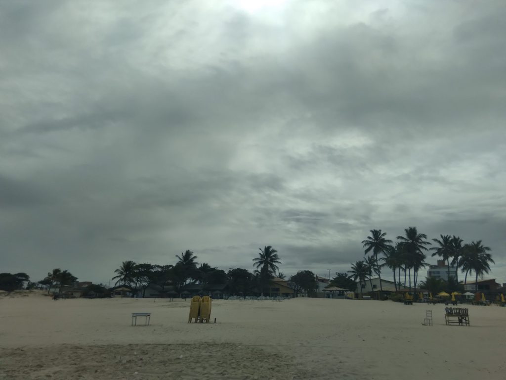 Sergipe deve registrar chuvas leves e tempo nublado neste final de semana