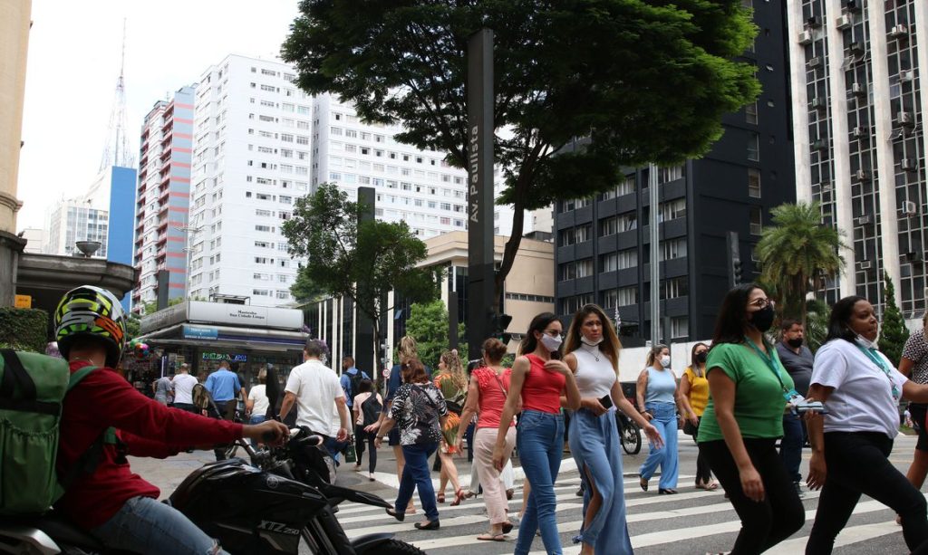 Covid 19 Brasil registra 19.725 casos e 195 mortes em 24 horas