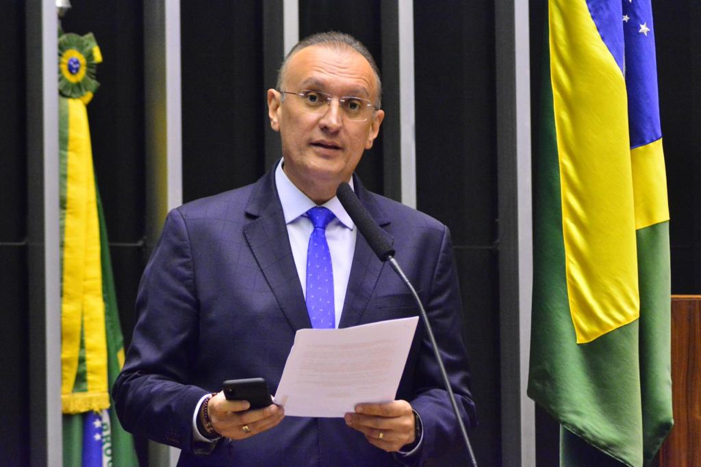 Fabio Henrique cobra aprovacao de PEC que cria o piso nacional dos policiais