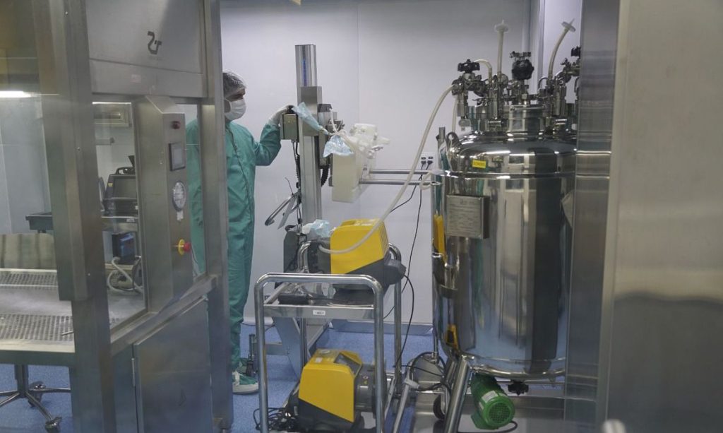 Fiocruz vai produzir primeiro antiviral oral contra covid 19 no Brasil