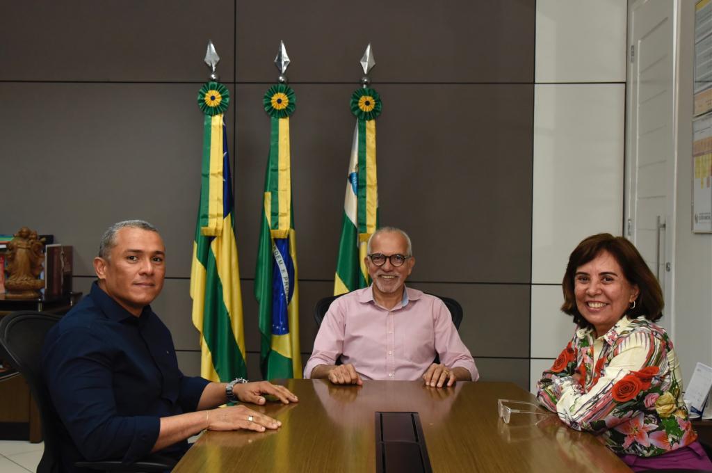 Professor Ricardo Abreu assume Secretaria da Educacao de Aracaju