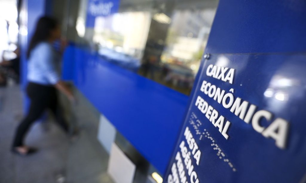 Trabalhadores nascidos em maio podem sacar ate R 1 mil no FGTS a partir deste sabado 14