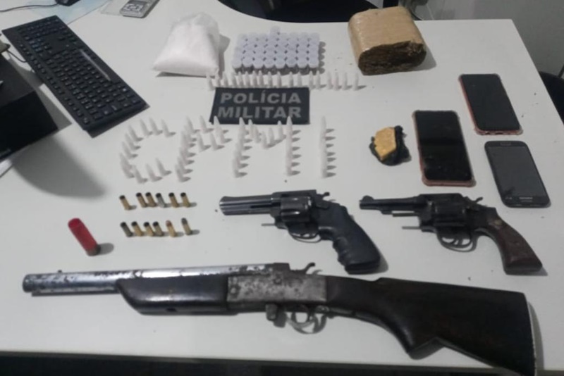 Tres suspeitos morrem e uma mulher e presa apos operacao policial em Tobias Barreto