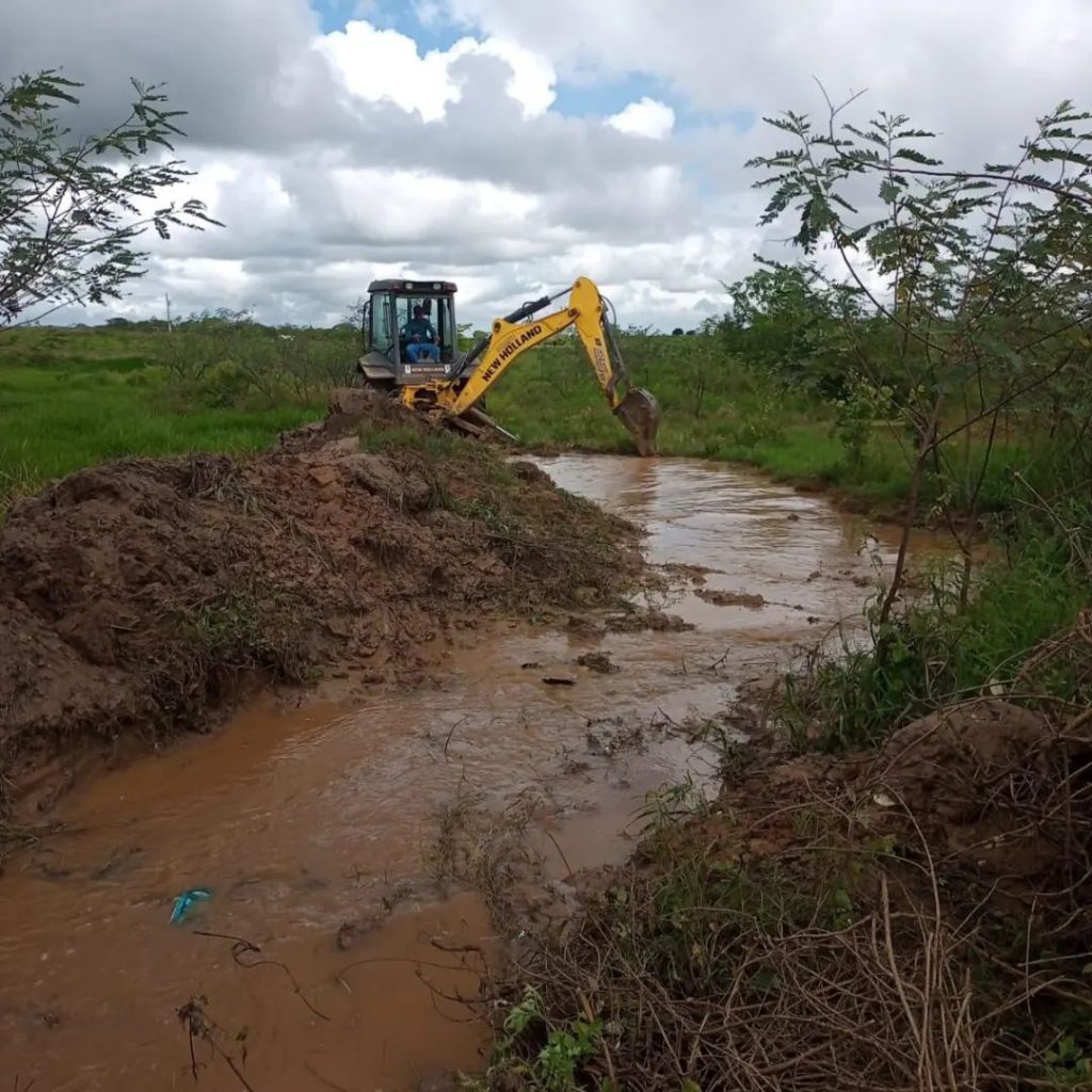 Acao emergencial e feita em Graccho Cardoso apos danos causados pela chuva