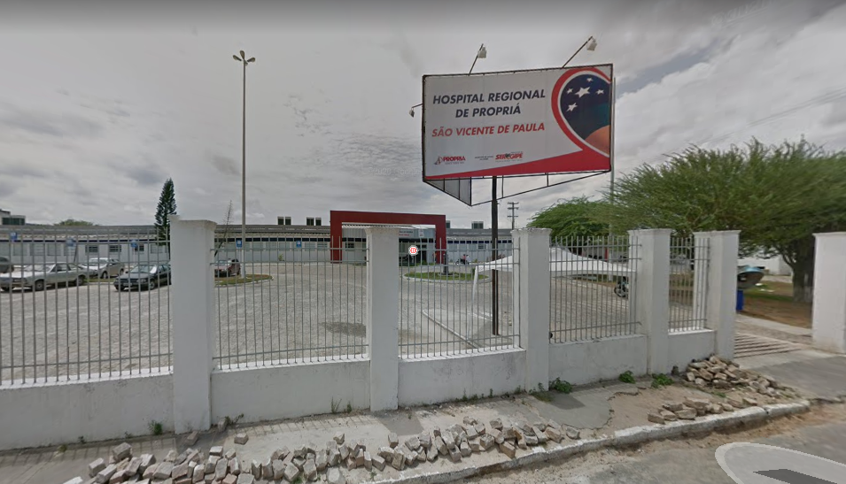 Adolescentes caem de roda gigante em Propria