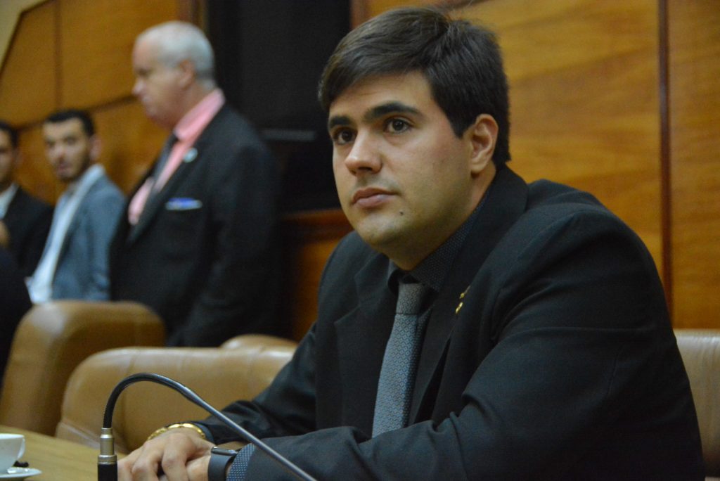 Afastamento de Talysson de Valmir e oficializado pelo TRE Robson Viana assume na Alese