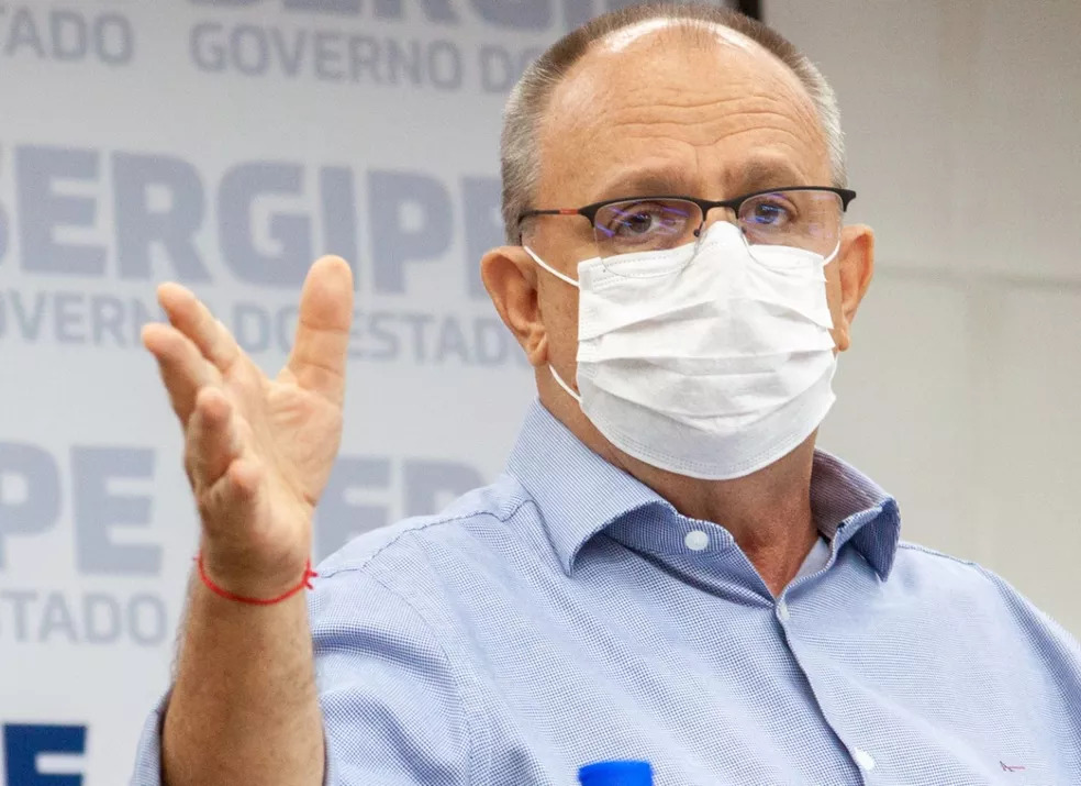 Belivaldo sobre Valmir Estou trabalhando enquanto ele responde a processos