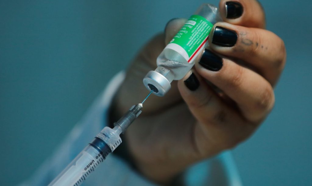 Brasil registra 516 mil casos de covid e 127 obitos em 24 horas