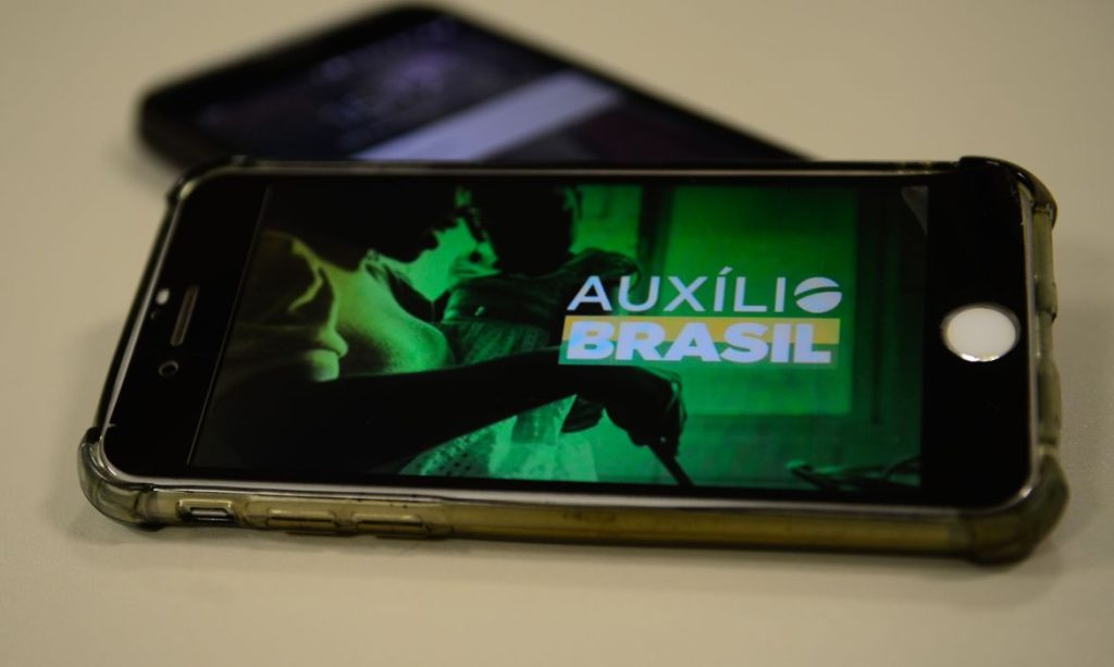 Caixa paga Auxilio Brasil a beneficiarios com NIS final 6 1
